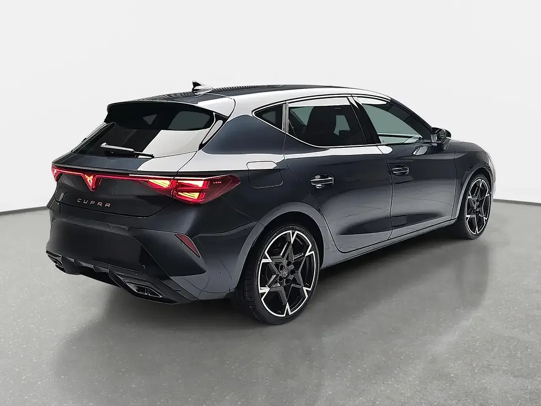 CUPRA Leon 1.5 eTSI DSG DCC - Thumbnail 3