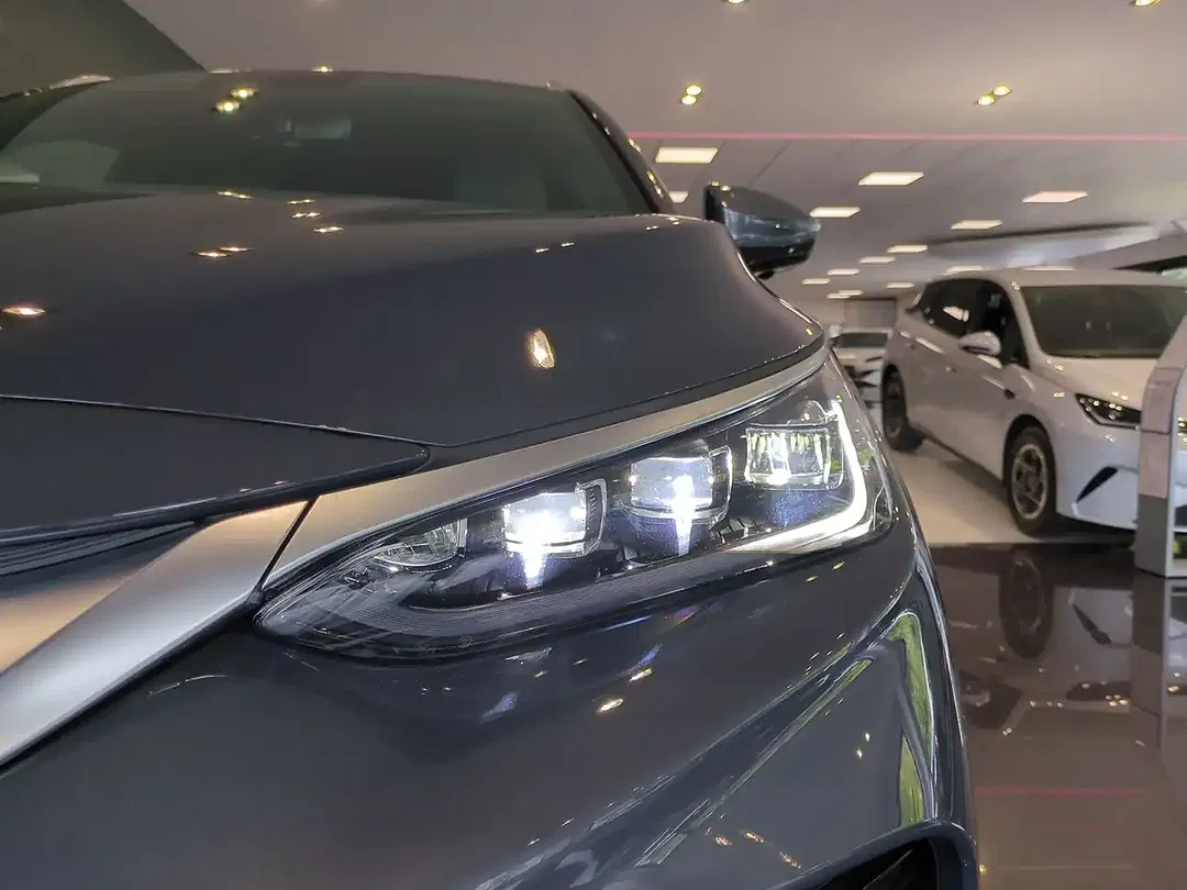 BYD Tang AUT Flagship - Thumbnail 6