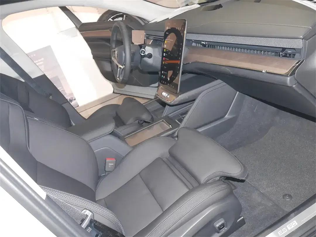 Volvo ES90 Extended Range Plus - Thumbnail 12