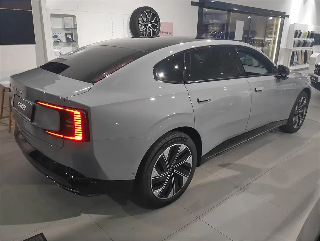 Volvo ES90 Extended Range Plus - Thumbnail 3