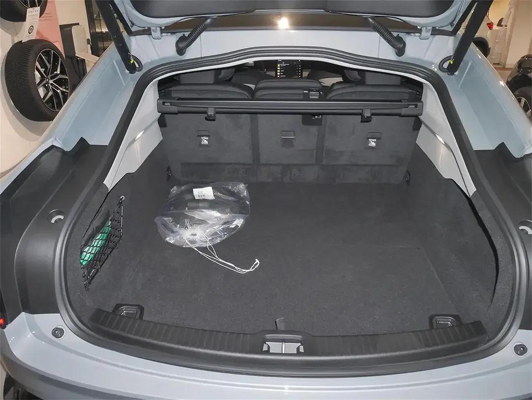 Volvo ES90 Extended Range Plus - Thumbnail 5