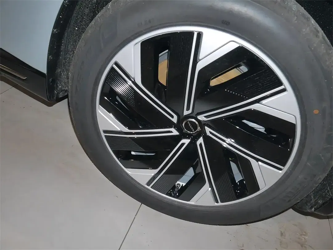 Volvo ES90 Extended Range Plus - Thumbnail 7
