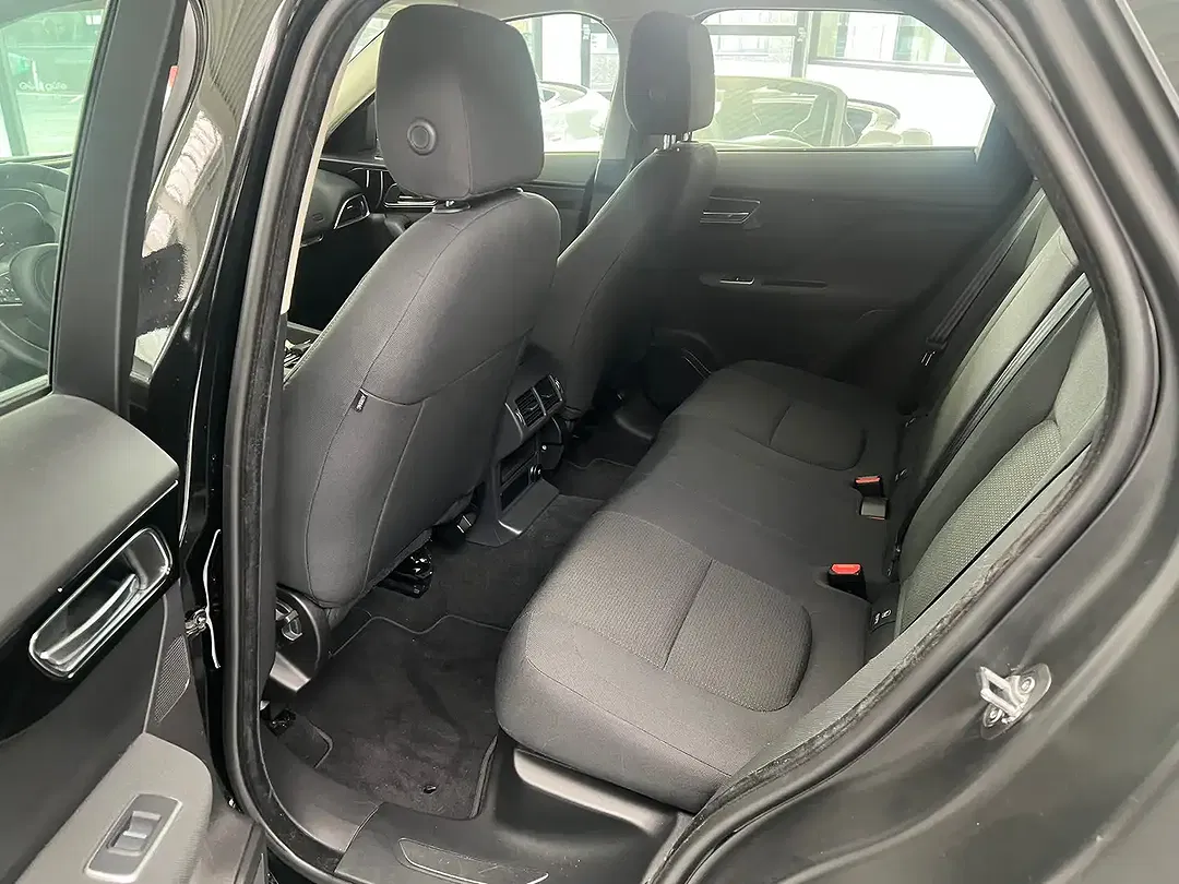 Jaguar F-Pace 3.0 V6 4x4 Pure - Thumbnail 11