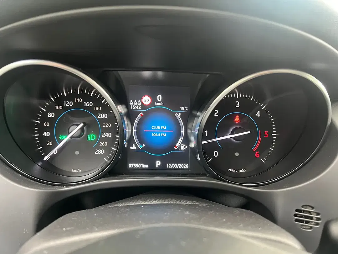 Jaguar F-Pace 3.0 V6 4x4 Pure - Thumbnail 5