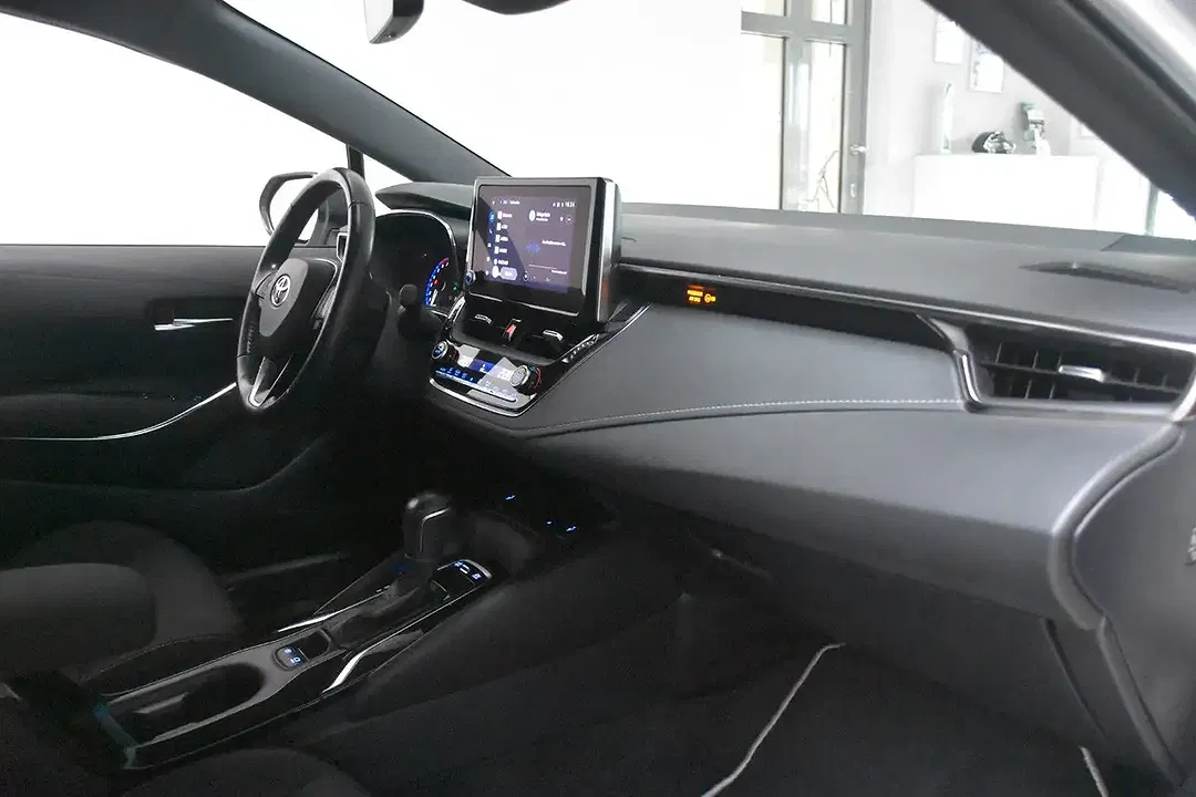 Toyota Corolla Hybrid Team Deutschland - Thumbnail 13