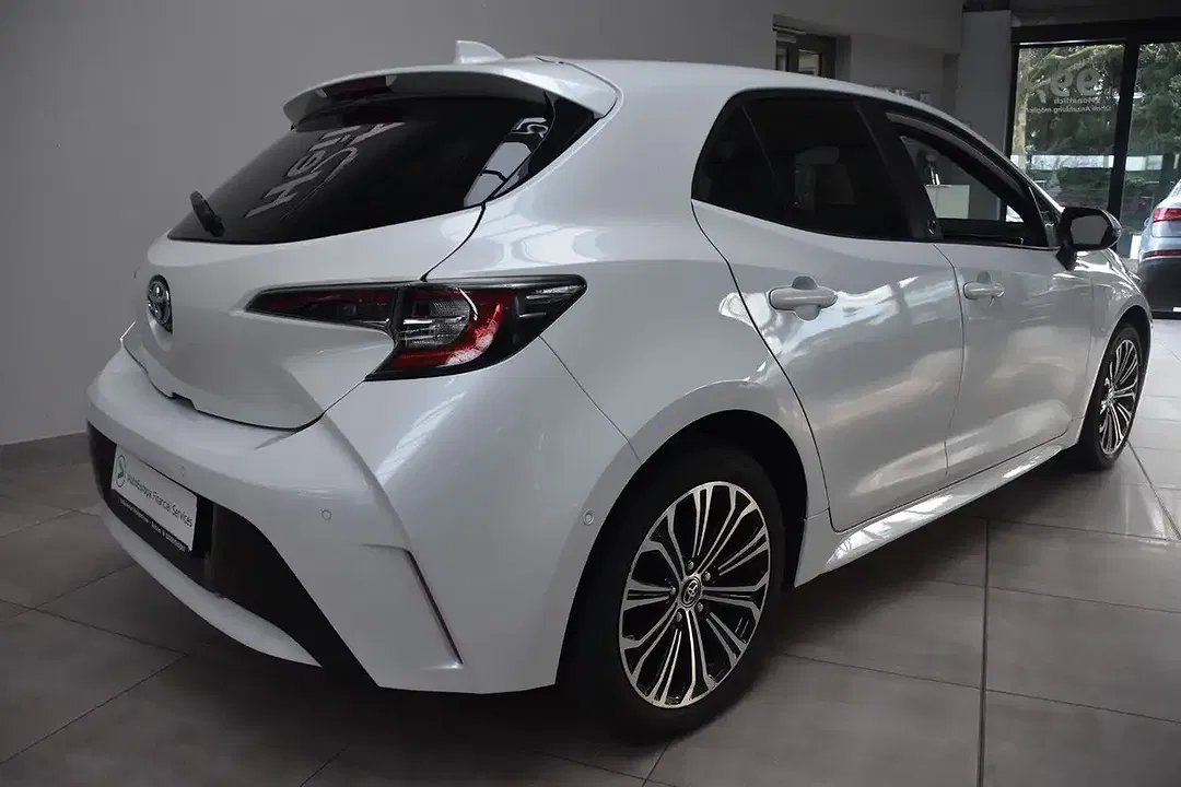 Toyota Corolla Hybrid Team Deutschland - Thumbnail 3