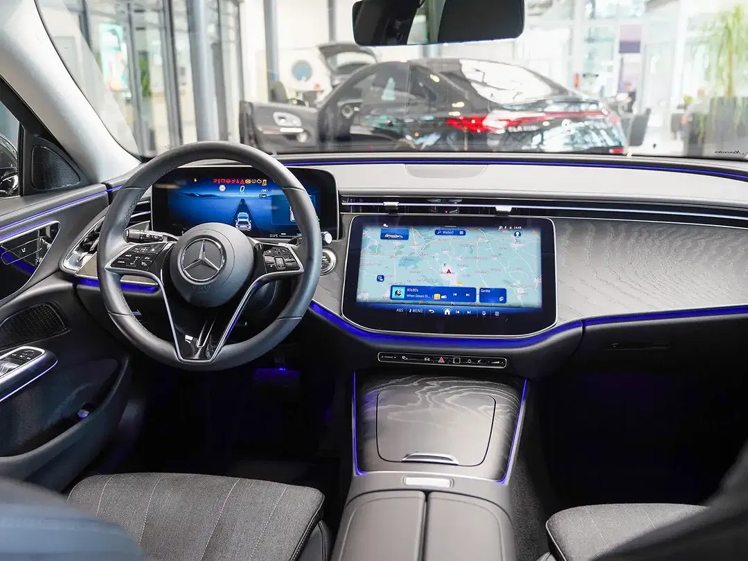 Mercedes-Benz E 220 Avantgarde - Thumbnail 14
