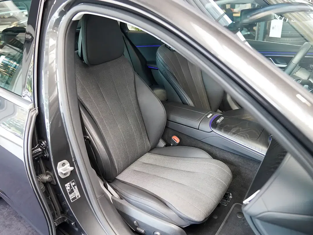 Mercedes-Benz E 220 Avantgarde - Thumbnail 9