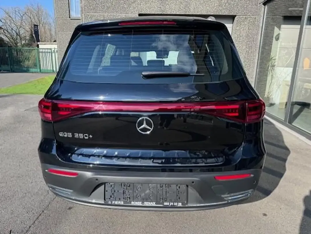 Mercedes-Benz EQB 250 - Thumbnail 7