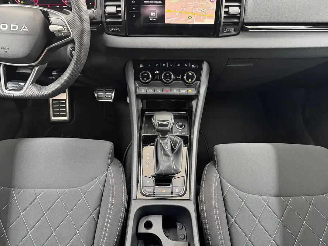 Skoda Karoq 1.5 TSI DSG Sportline - Thumbnail 8