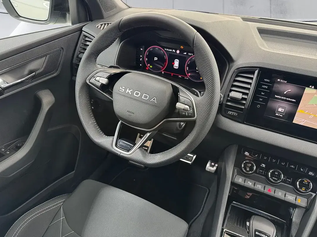 Skoda Karoq 1.5 TSI DSG Sportline - Thumbnail 7