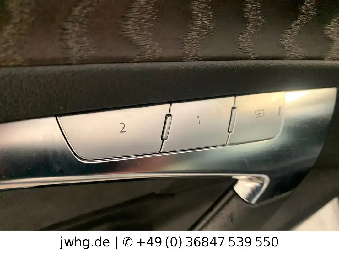 Audi S6 quattro Avant - Thumbnail 12