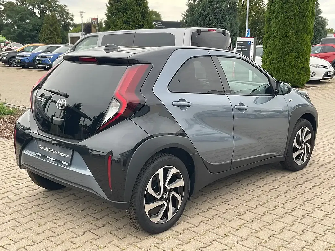 Toyota Aygo Teamplayer - Thumbnail 6