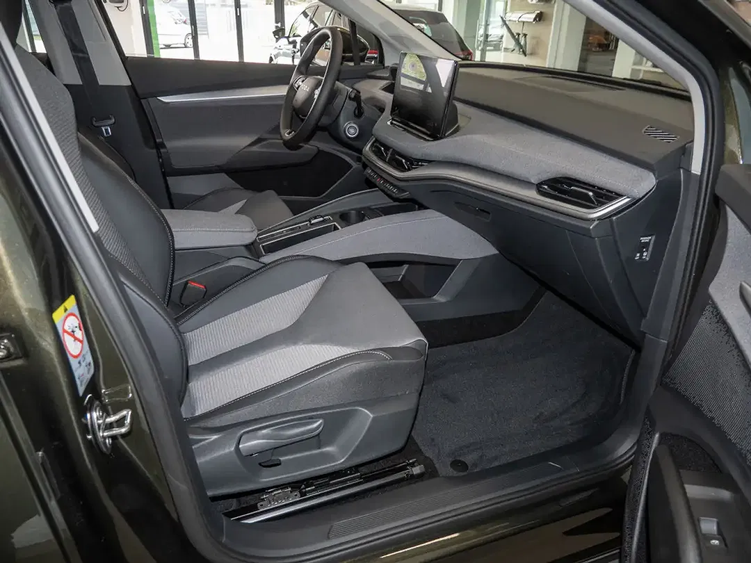 Skoda Enyaq 60 Loft - foto 2