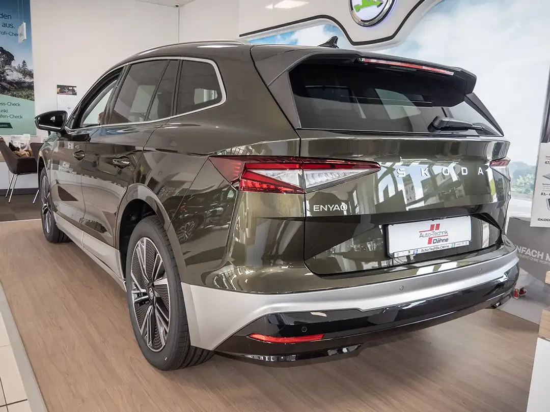 Skoda Enyaq 60 Loft - Thumbnail 3