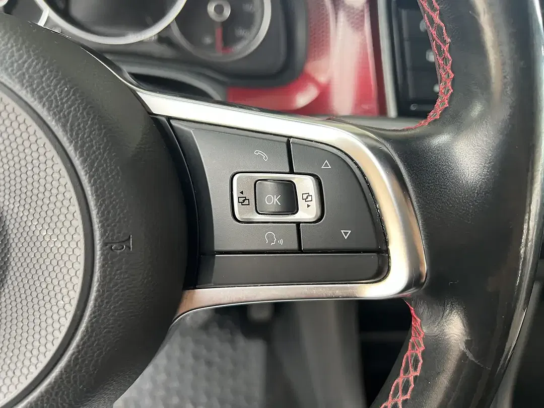 Volkswagen up! GTI - Thumbnail 11