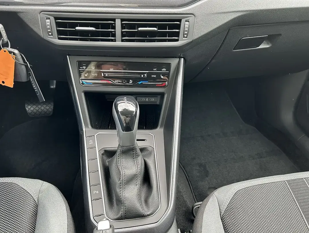 Volkswagen Polo 1.0 TSI DSG Style Black Edition - Thumbnail 8