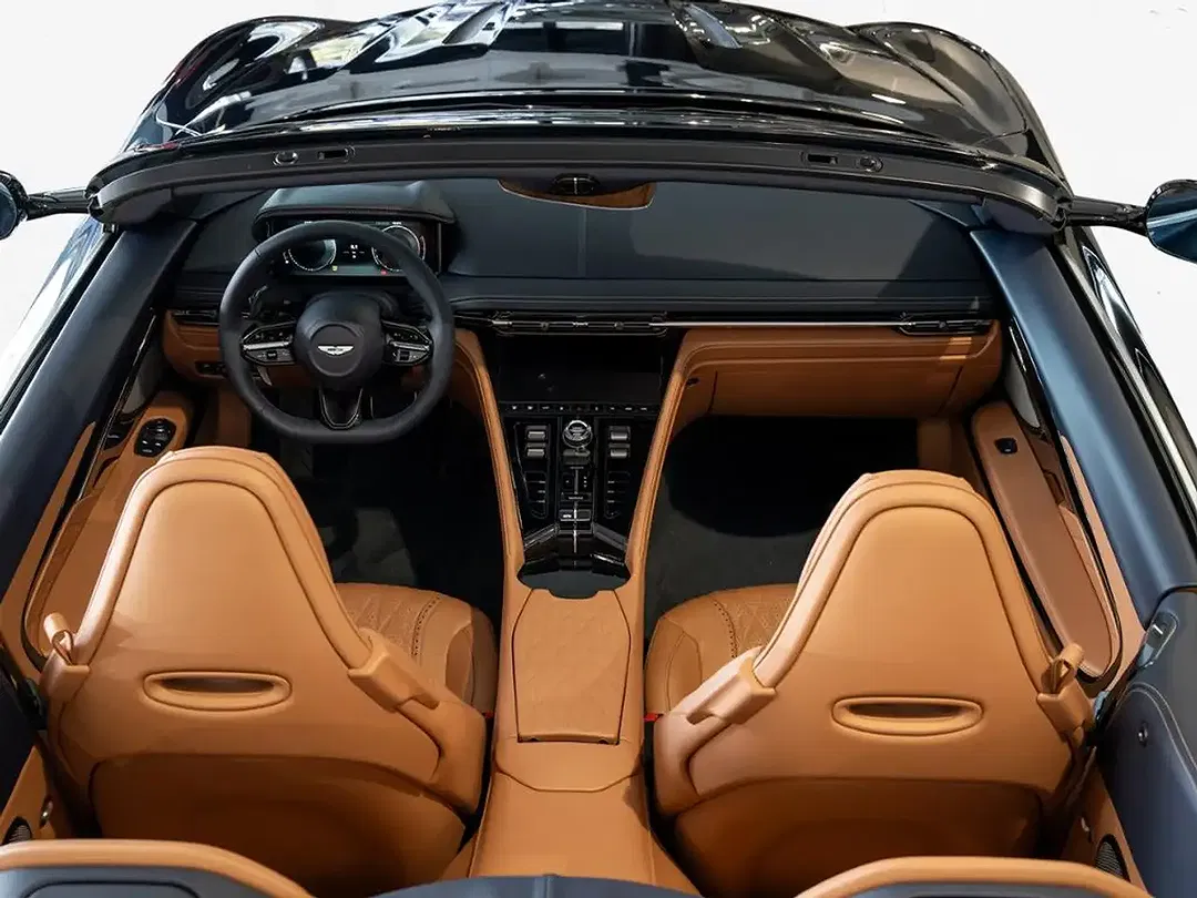 Aston Martin DB12 Volante - Thumbnail 14