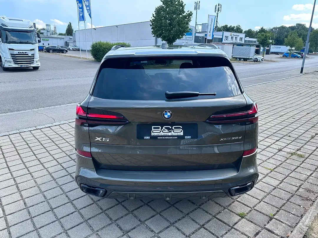 BMW X5 M Sport - Thumbnail 6