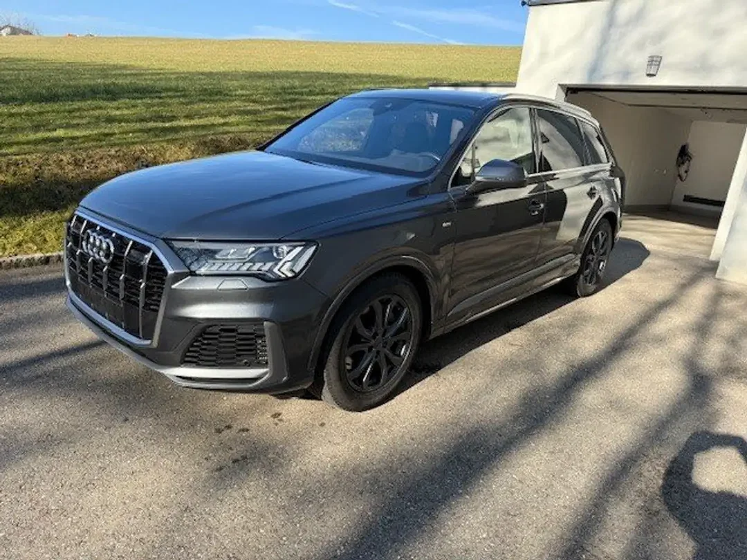 Audi Q7 55 TFSI e quattro S line - Afbeelding 1