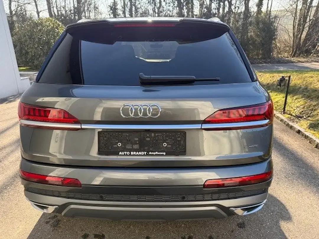Audi Q7 55 TFSI e quattro S line - Thumbnail 3