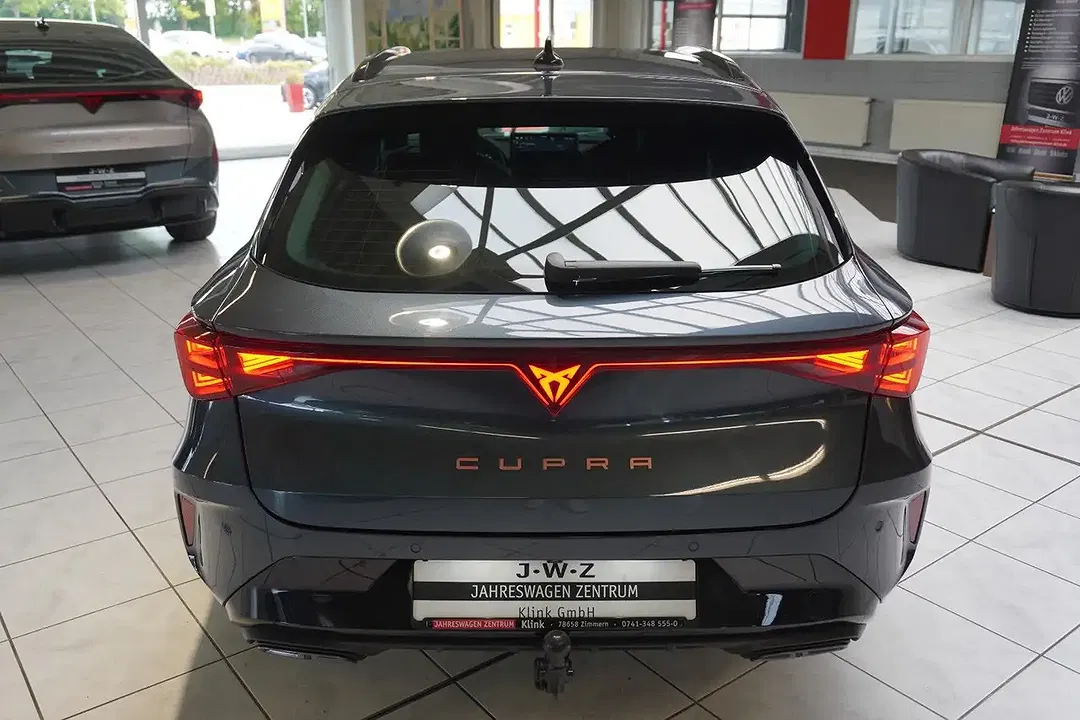 CUPRA Leon 2.0 TSI DSG 4Drive Sportstourer - Thumbnail 5