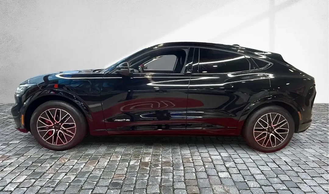 Ford Mustang Mach-E 4x4 Premium - Afbeelding 1