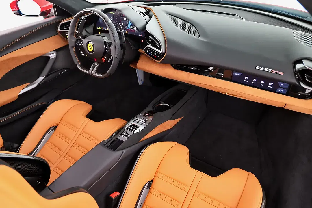 Ferrari 296 GTS - Thumbnail 10
