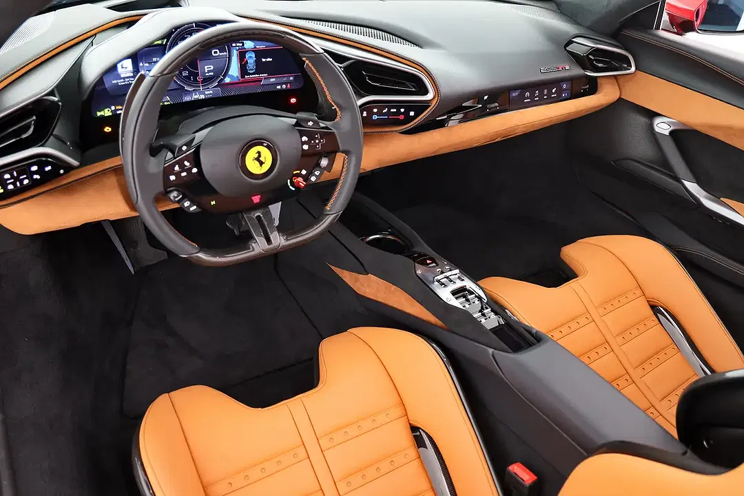 Ferrari 296 GTS - Thumbnail 4