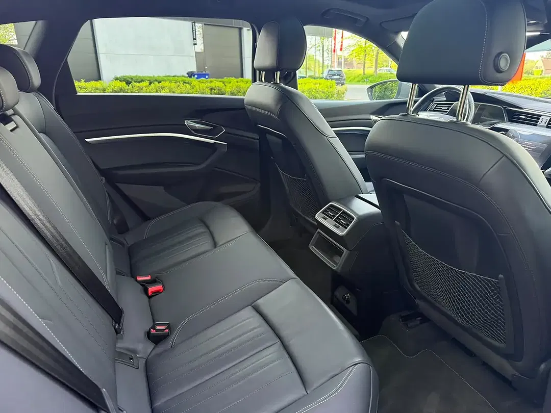 Audi Q8 e-tron 55 quattro - Thumbnail 14