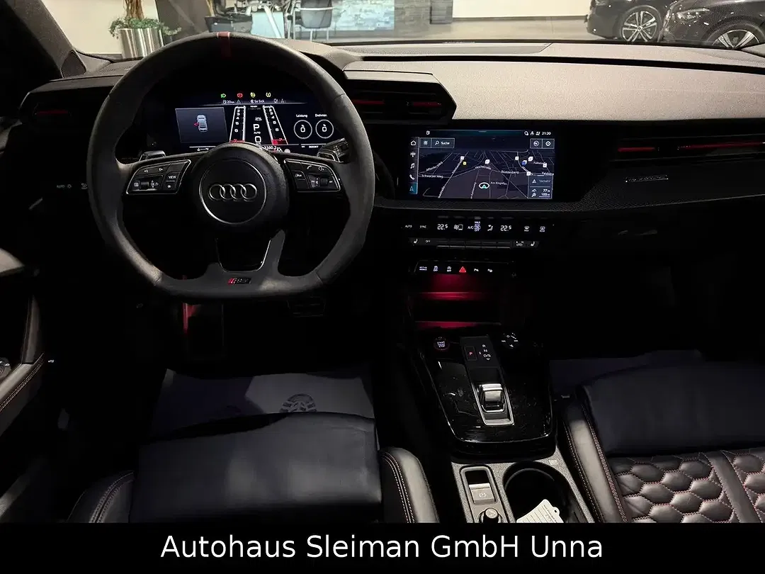 Audi RS3 2.5 TFSI quattro - Thumbnail 11