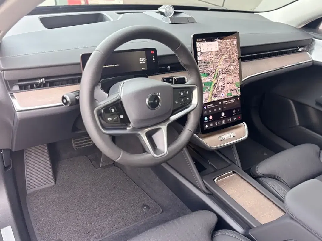 Volvo ES90 Single Motor Extended Range Ultra - Thumbnail 13