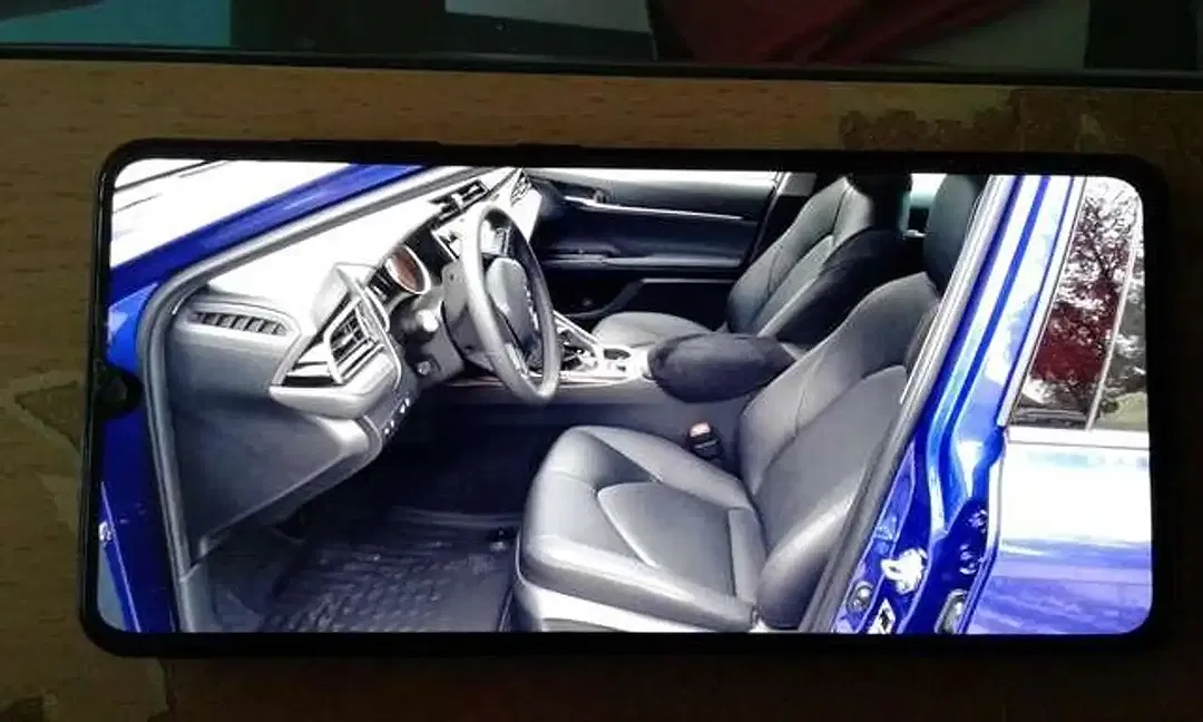 Toyota Camry AUT Hybrid Lounge - Thumbnail 9