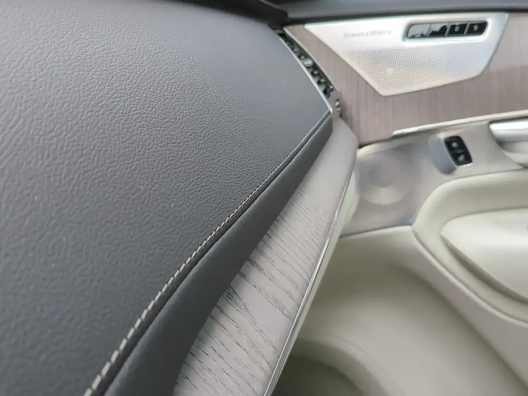Volvo XC90 T8 Recharge Ultimate Bright - Thumbnail 24