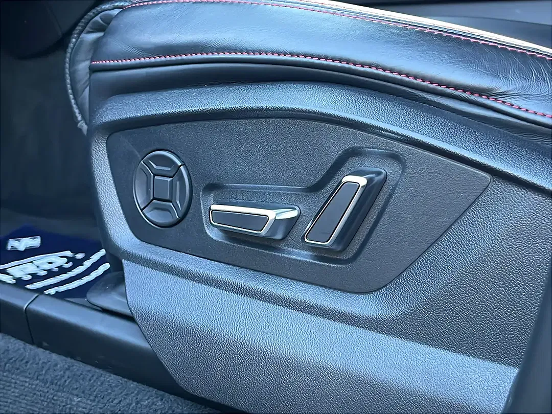 Audi RS Q8 4.0 TFSI quattro - Thumbnail 12