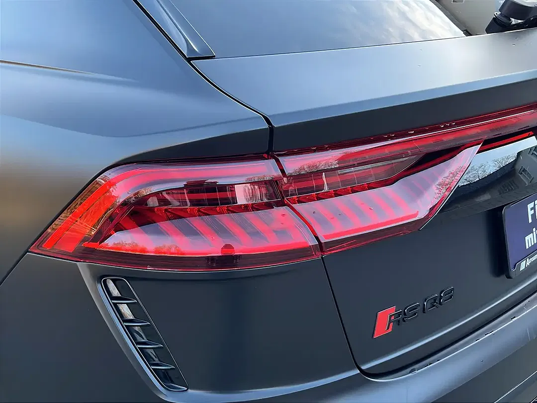 Audi RS Q8 4.0 TFSI quattro - Thumbnail 6