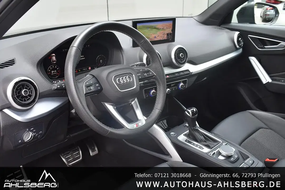 Audi Q2 35 TFSI S line - Thumbnail 13