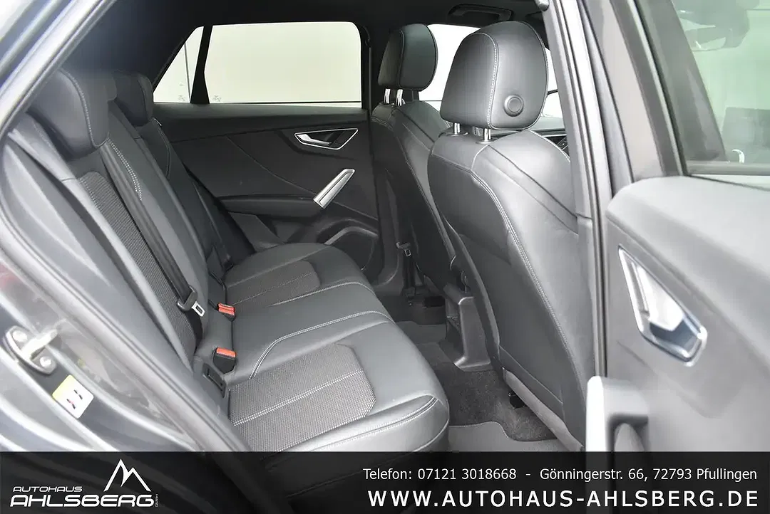 Audi Q2 35 TFSI S line - Thumbnail 23