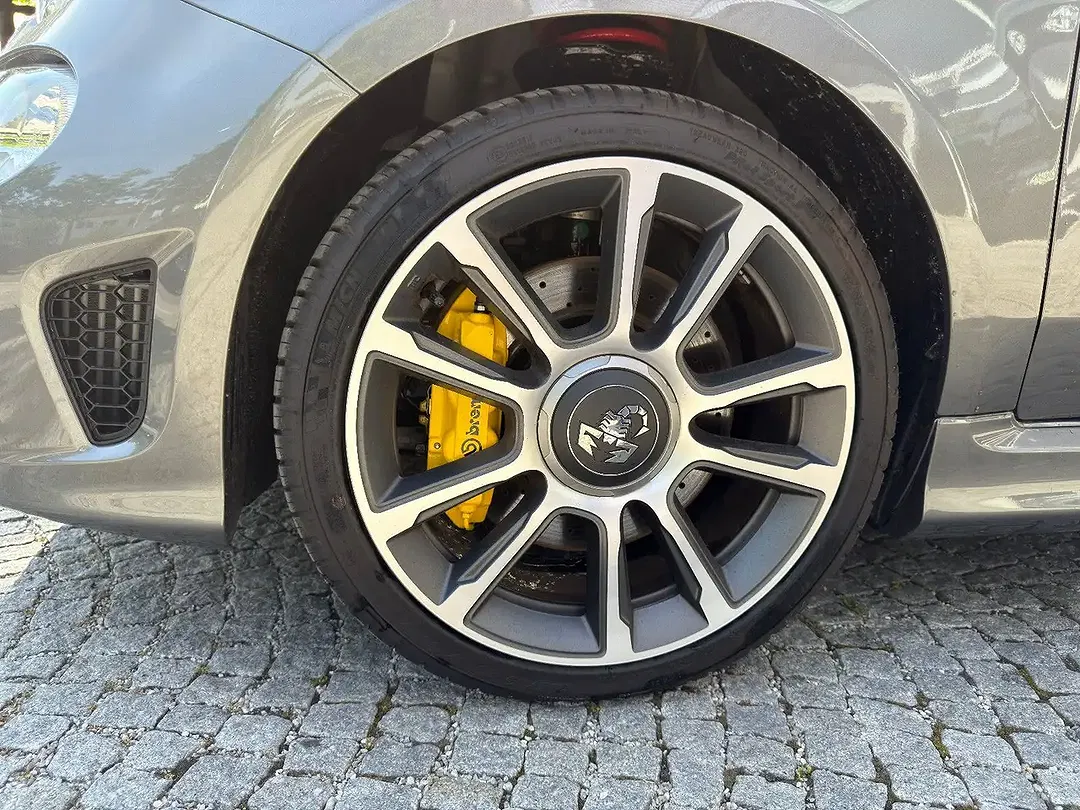 Abarth 695 1.4 T-Jet - foto 12