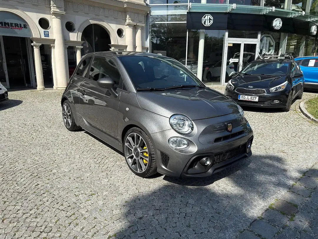 Abarth 695 1.4 T-Jet - foto 2