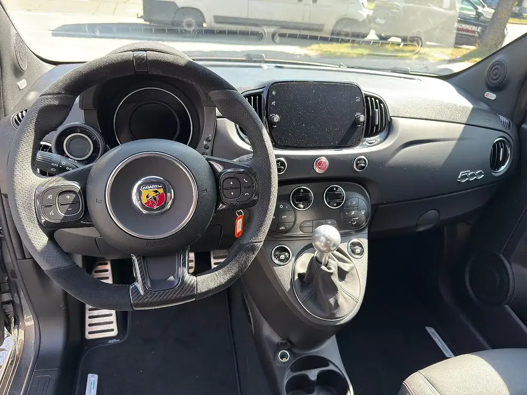 Abarth 695 1.4 T-Jet - Thumbnail 6