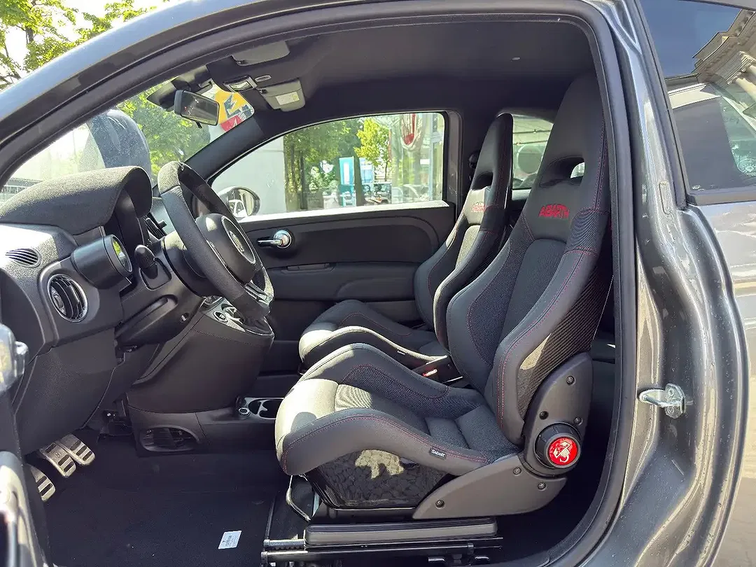 Abarth 695 1.4 T-Jet - Thumbnail 7