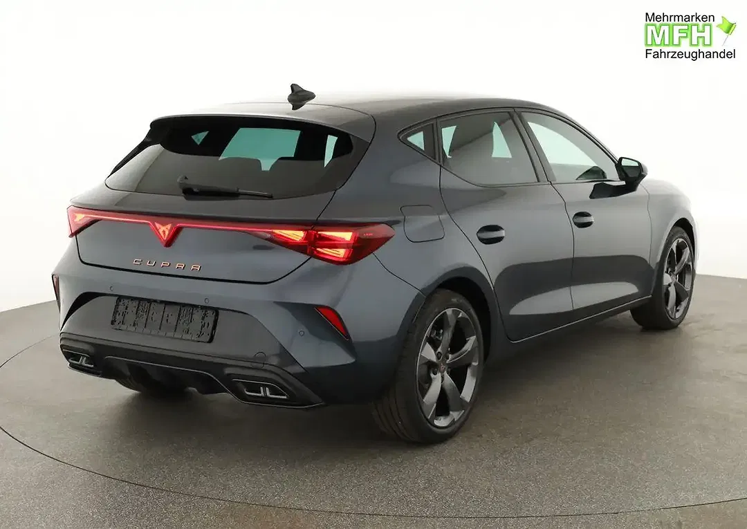 CUPRA Leon 1.5 eTSI DSG - Thumbnail 2