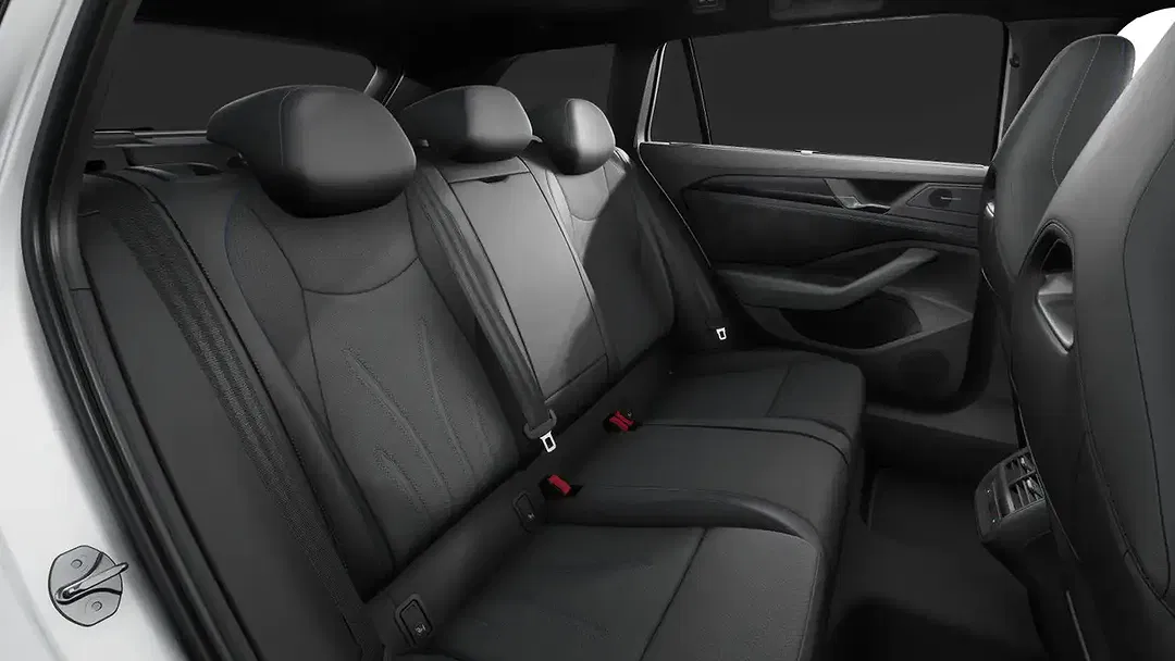 Volkswagen Passat Variant 1.5 TSI eHybrid DSG R-Line - Thumbnail 5
