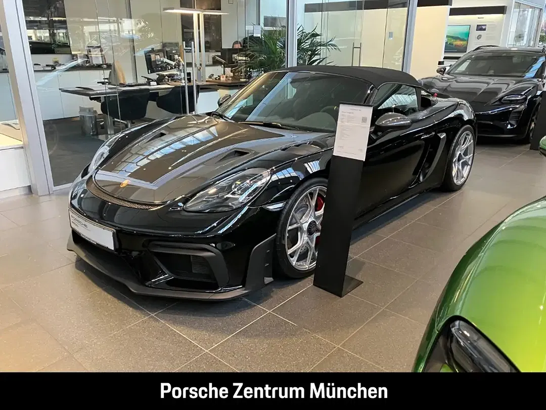 Porsche 718 Spyder RS - foto 1
