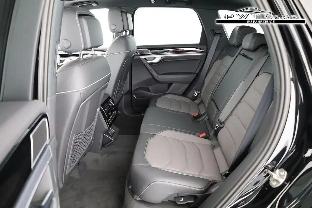 Volkswagen Touareg 3.0 V6 TDI 4Motion R-Line Edition - Thumbnail 12