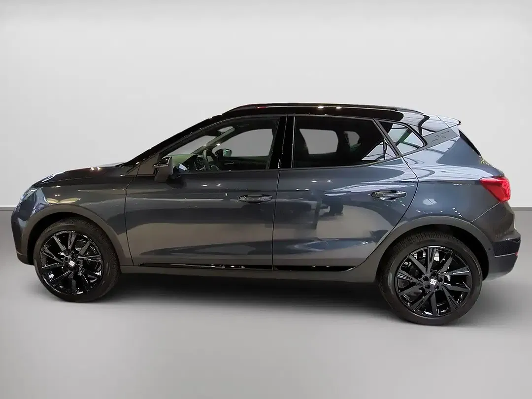 SEAT Arona 1.0 TSI DSG AUT FR - Thumbnail 3