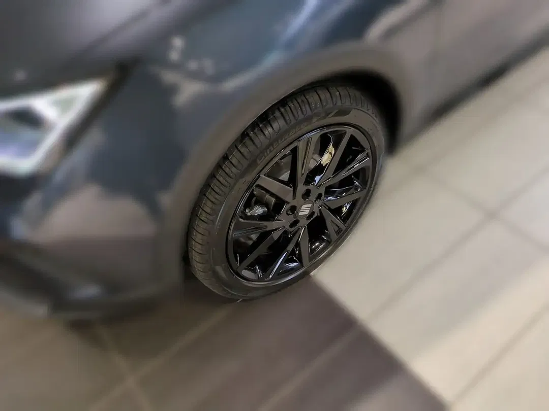 SEAT Arona 1.0 TSI DSG AUT FR - Thumbnail 7