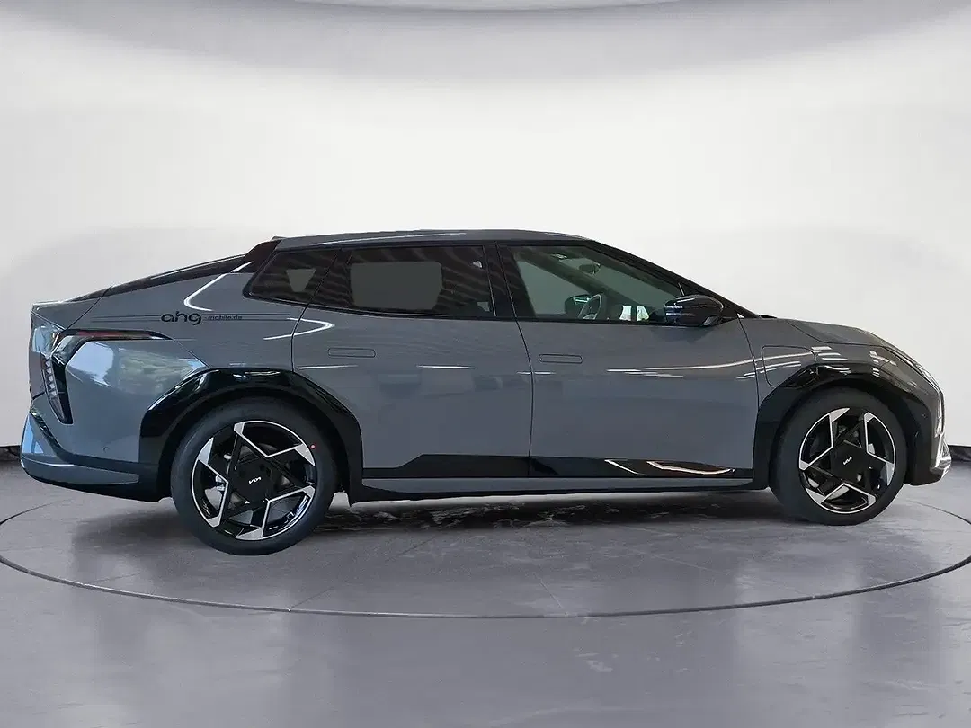 Kia EV4 GT-Line - Thumbnail 4