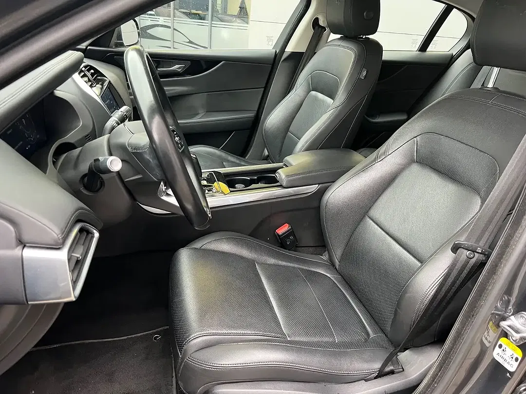 Jaguar XE AUT S - Thumbnail 11